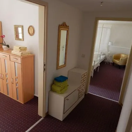 Apartment Schloss Zingst Haus 1 Apartment 3